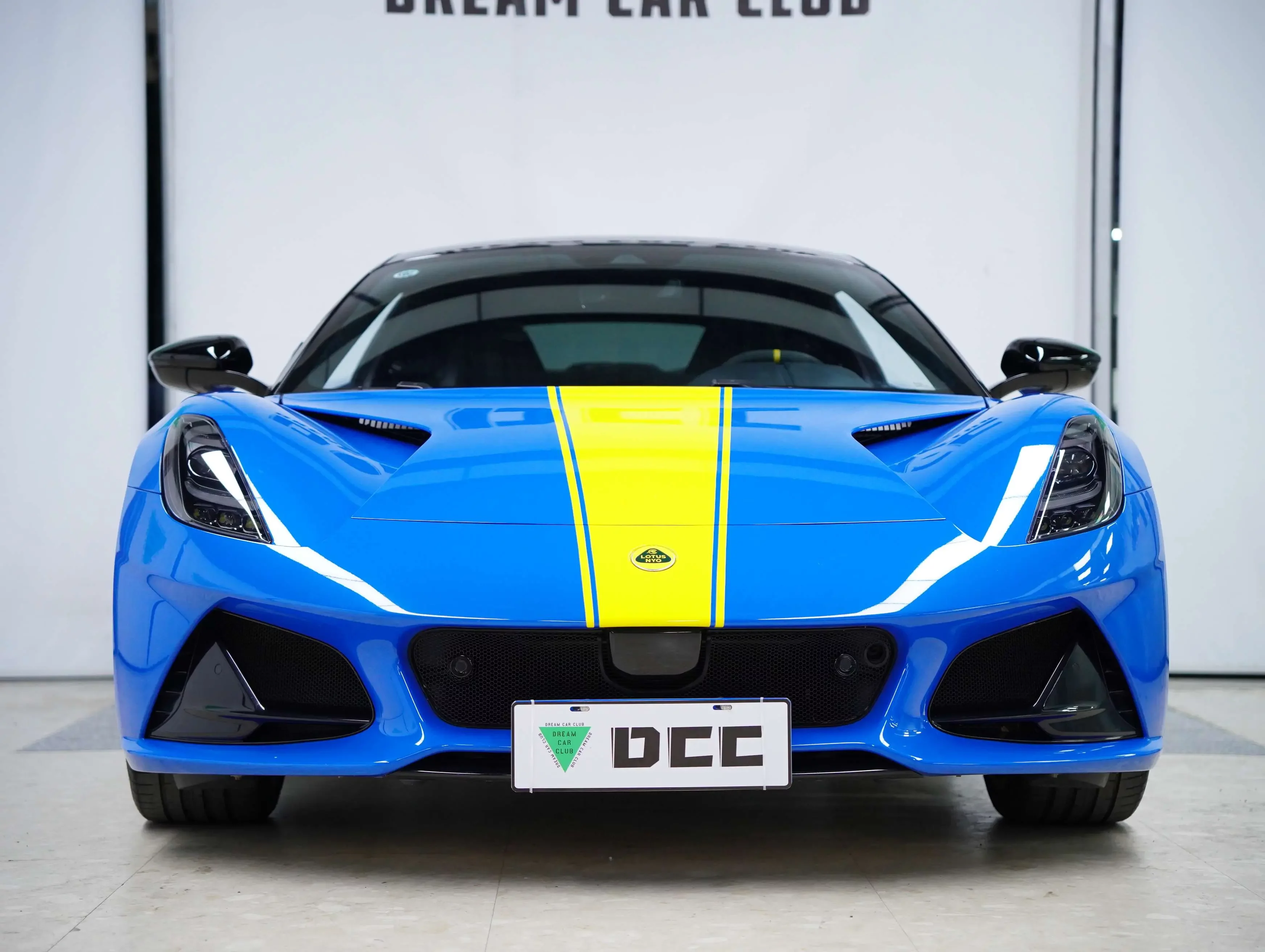 Lotus Emira