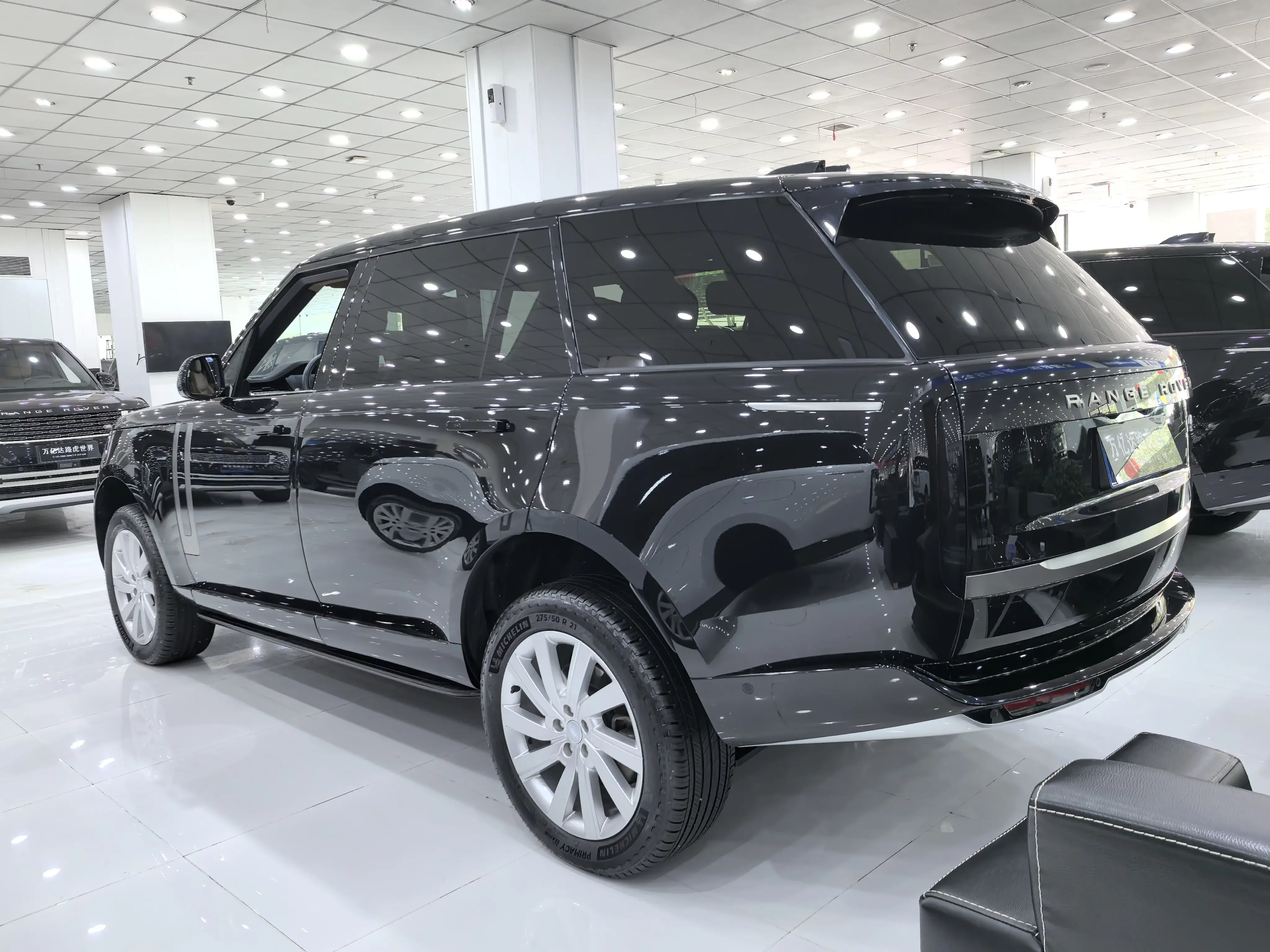 Land Rover range rover