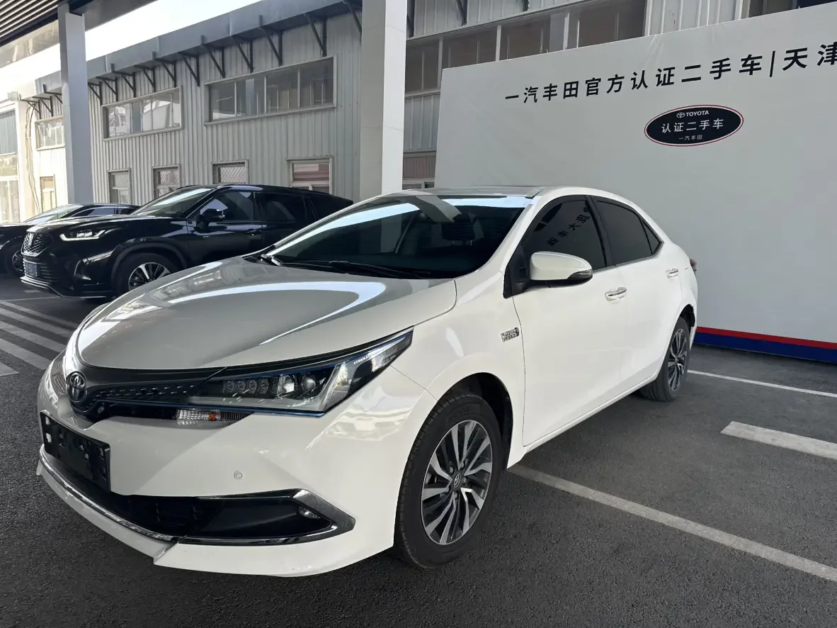 Toyota Corolla Dual Engine E+