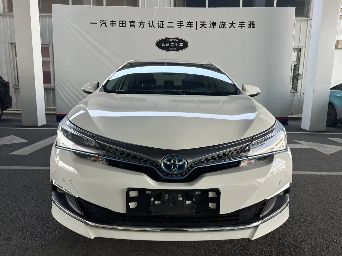 Toyota Corolla Dual Engine E+
