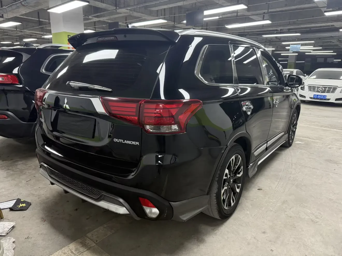 Mitsubishi Outlander