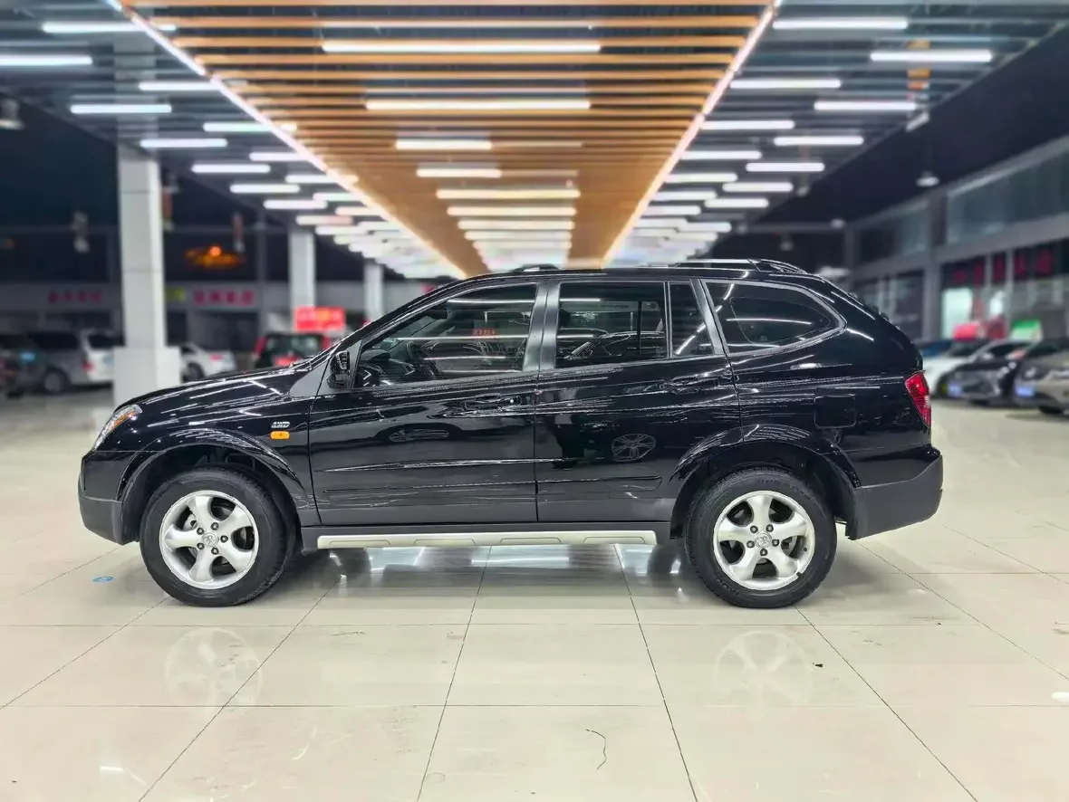 Roewe W5