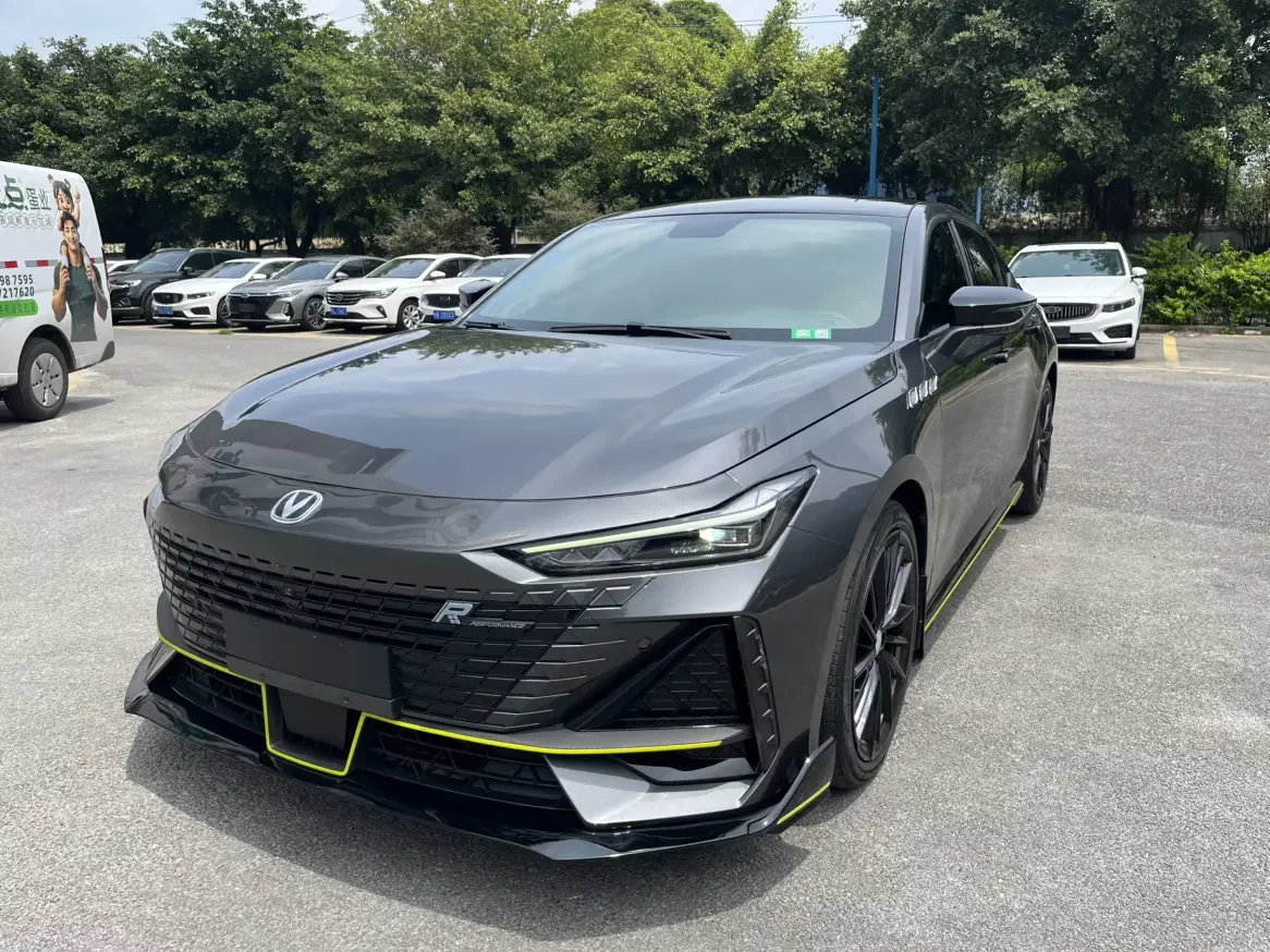 Changan UNI-V