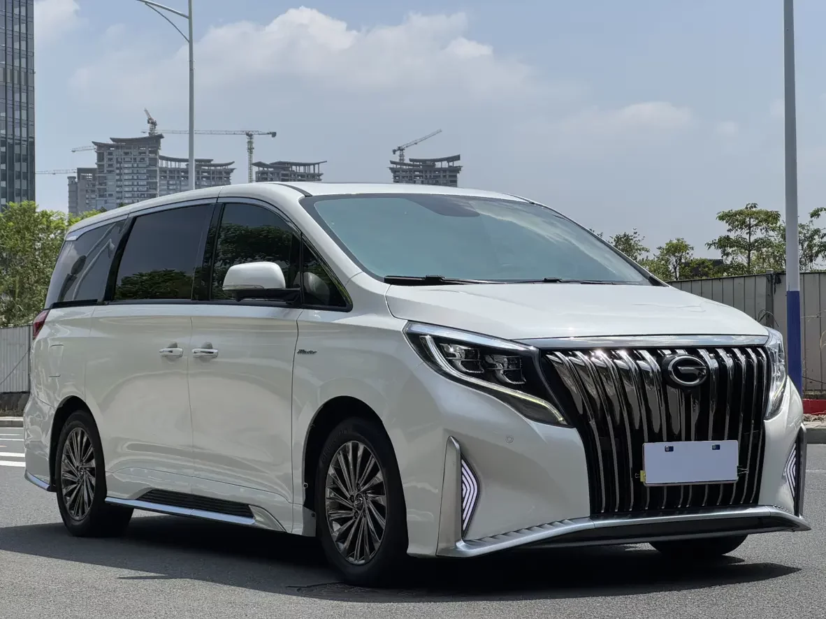 GAC Trumpchi M8