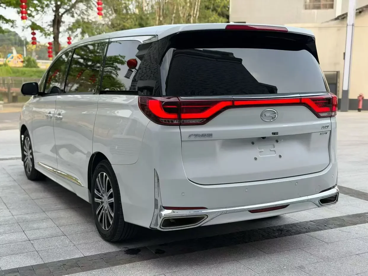 GAC Trumpchi M8