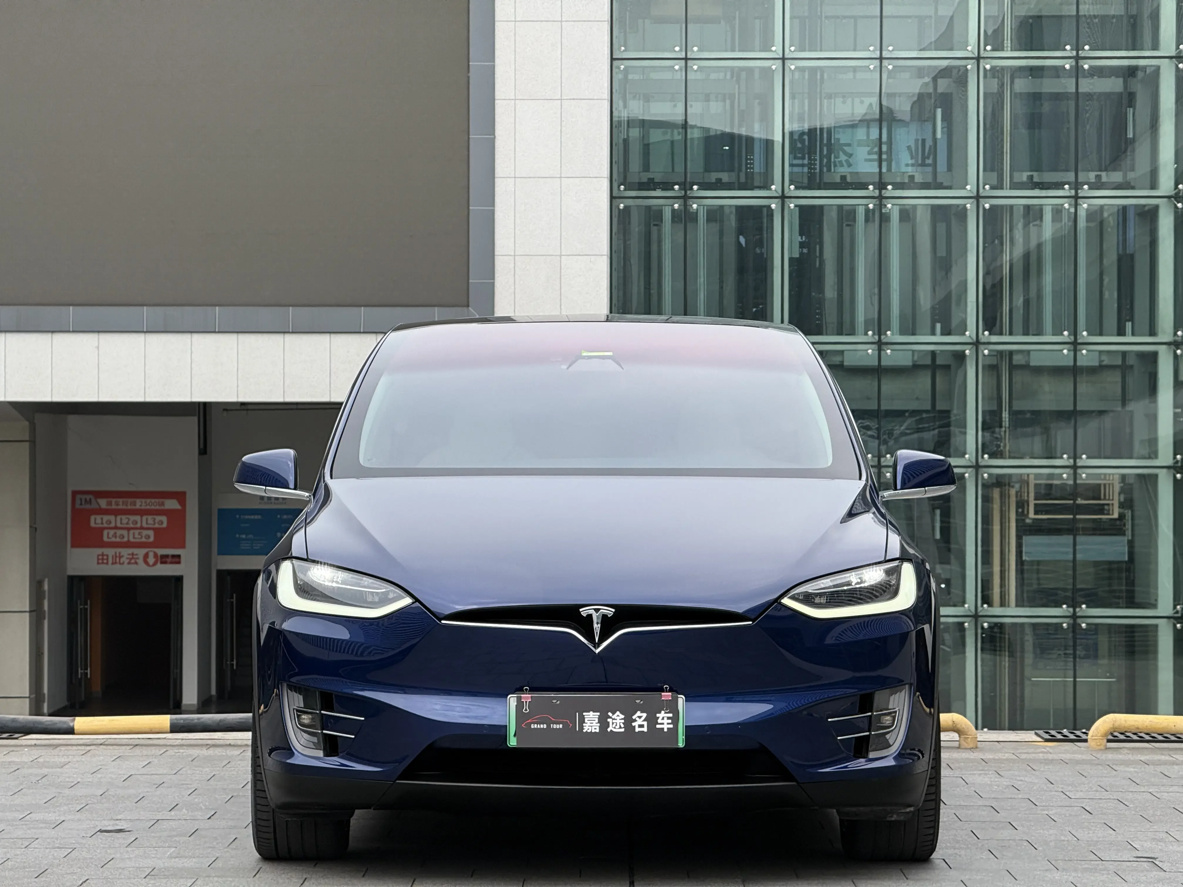 Tesla Model X
