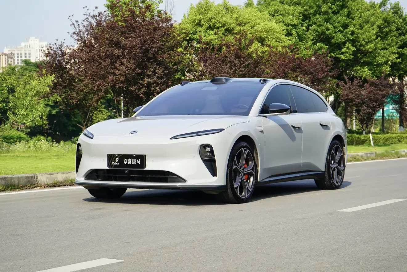 NIO ET5T  из Китая