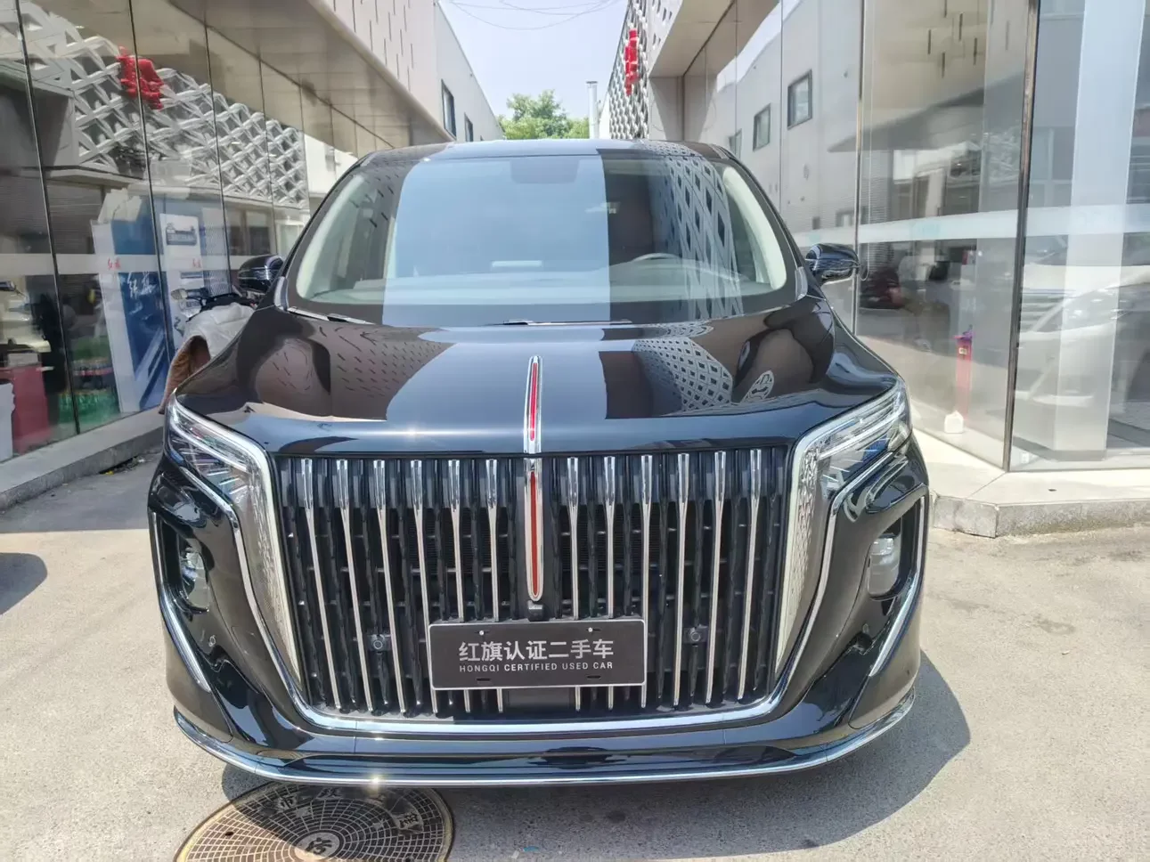 Hongqi HQ9 PHEV