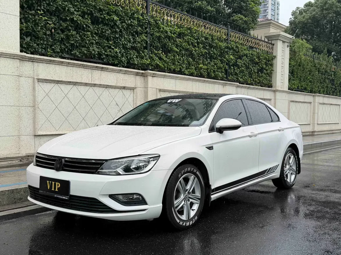 Volkswagen Lamando