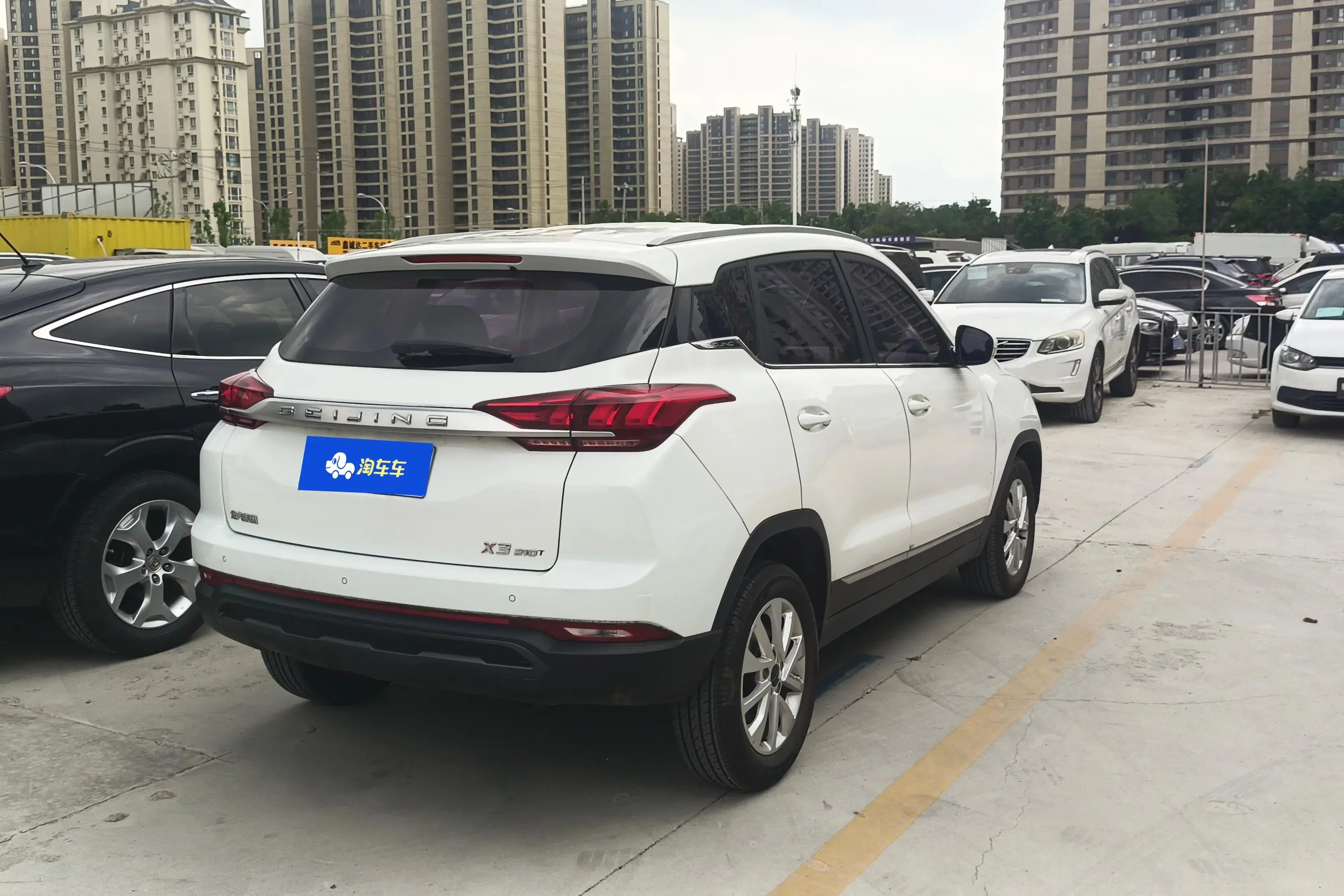BAIC Beijing X3