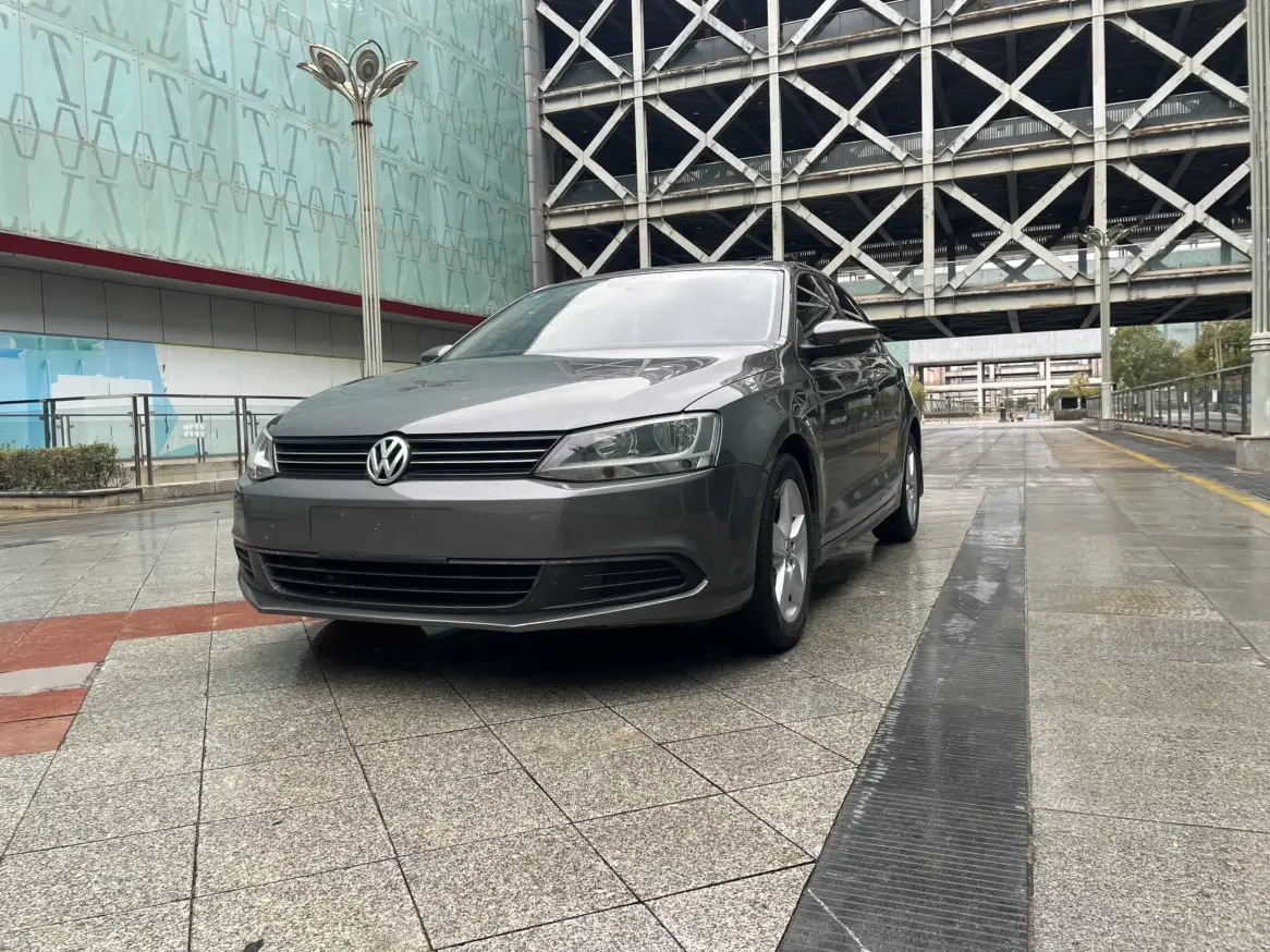 Volkswagen Sagitar