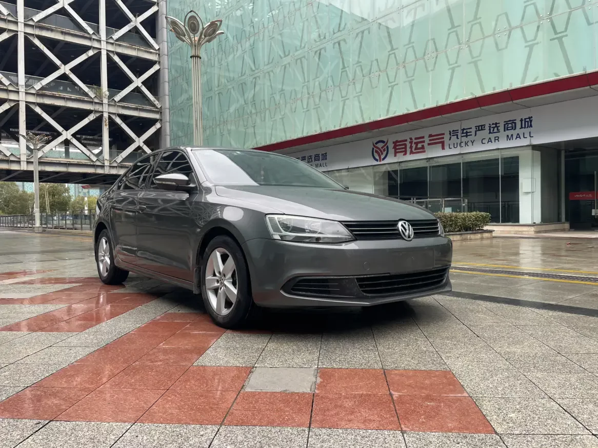 Volkswagen Sagitar