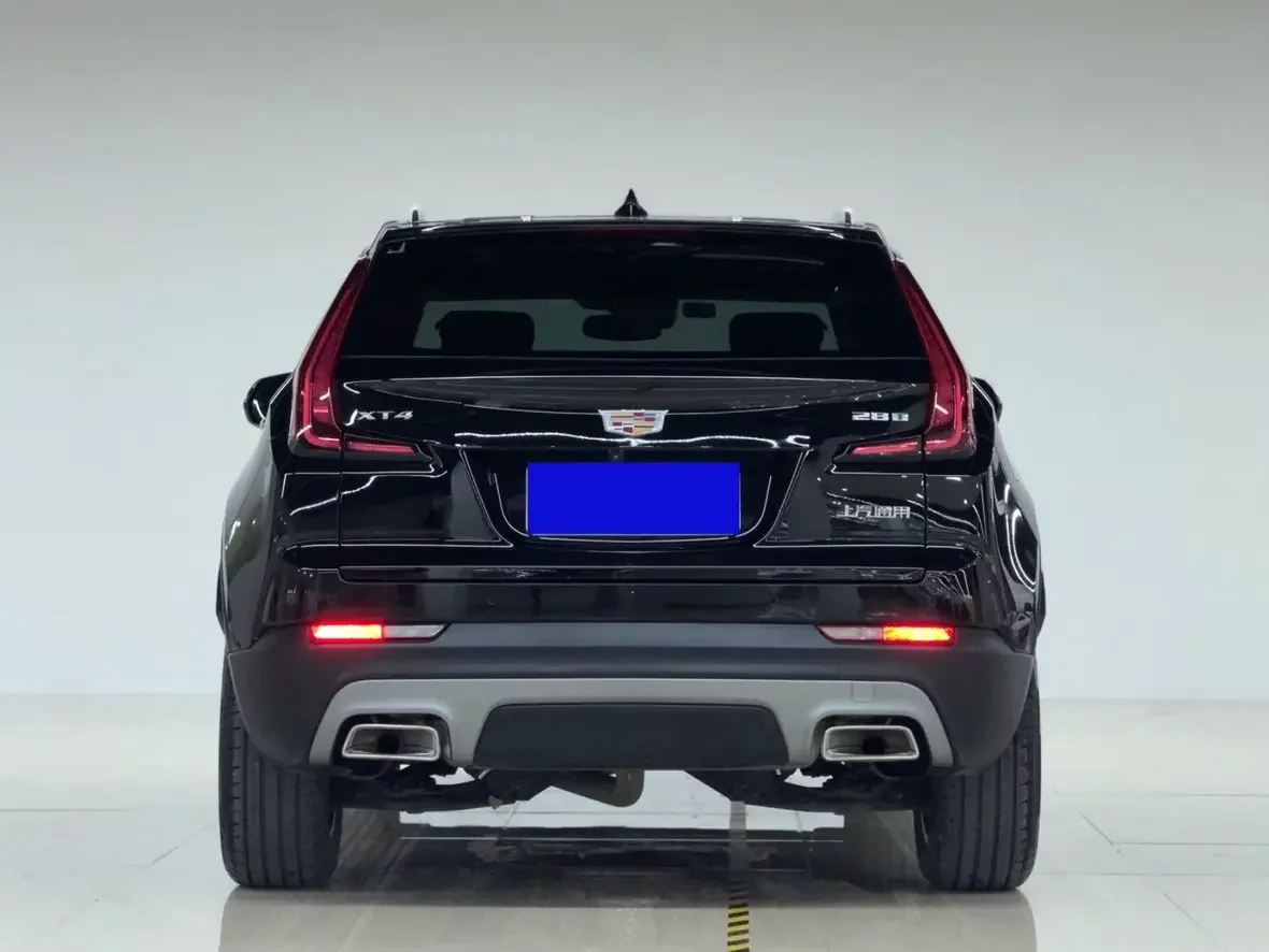 Cadillac XT4
