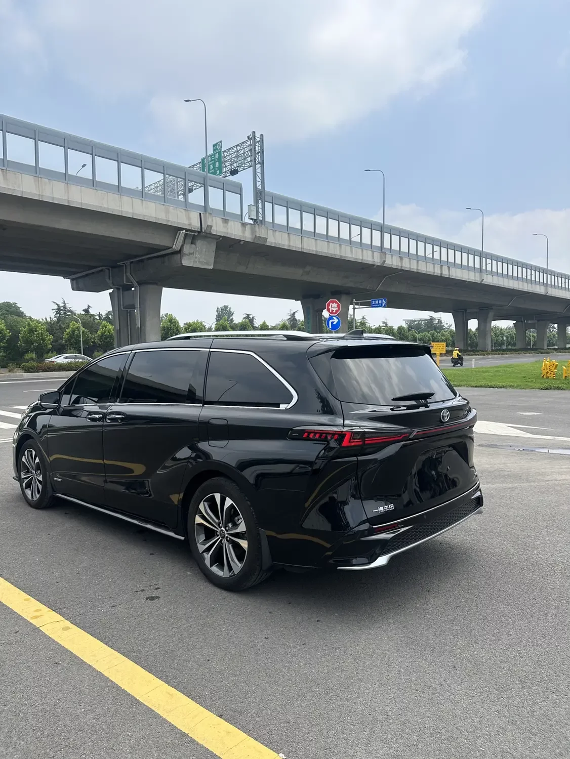 Toyota Granvia