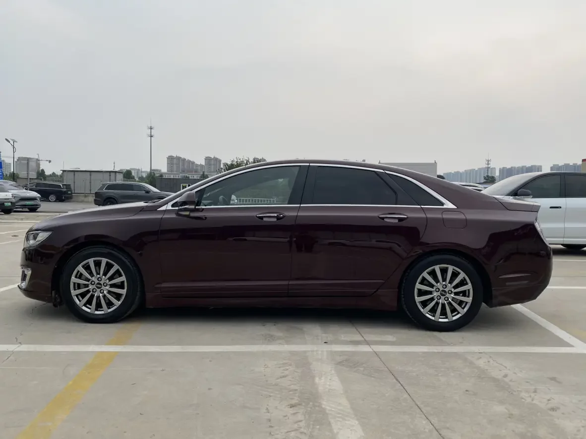 Lincoln MKZ
