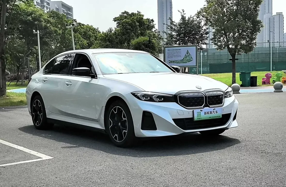 BMW i3