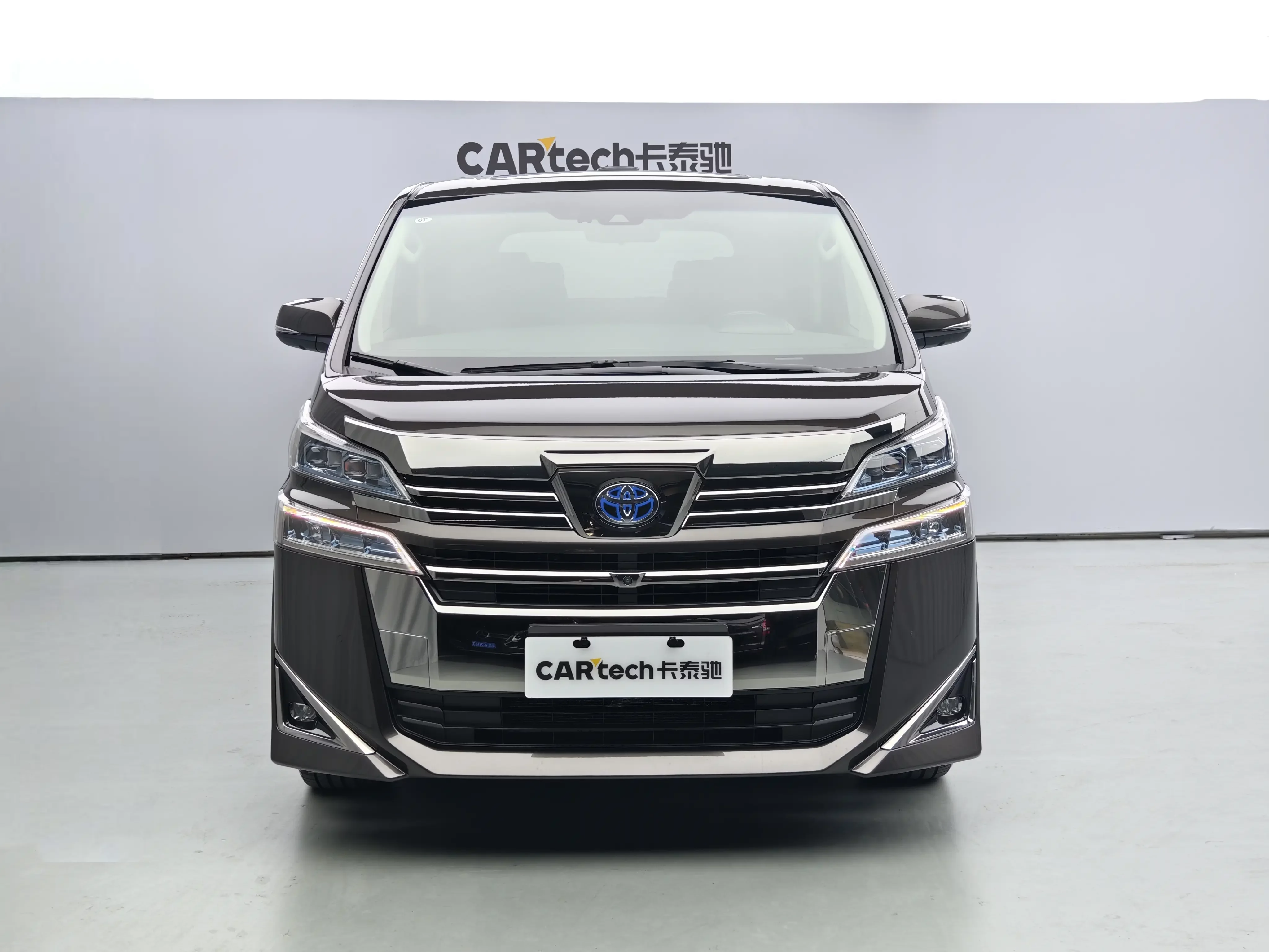 Toyota Crown Wellfire