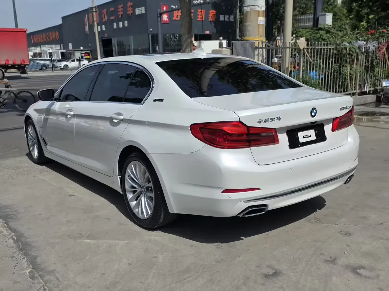 BMW 5 Series PHEV