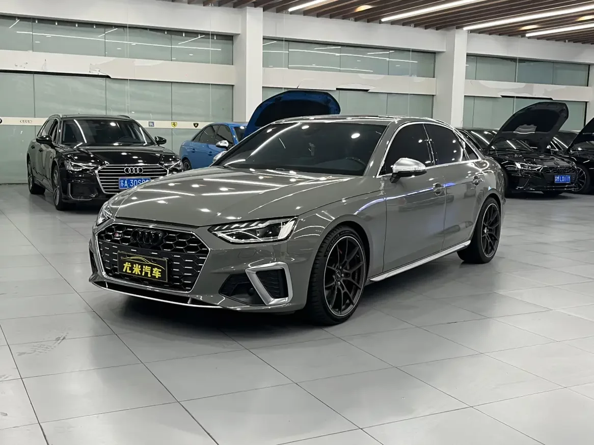 Audi S4