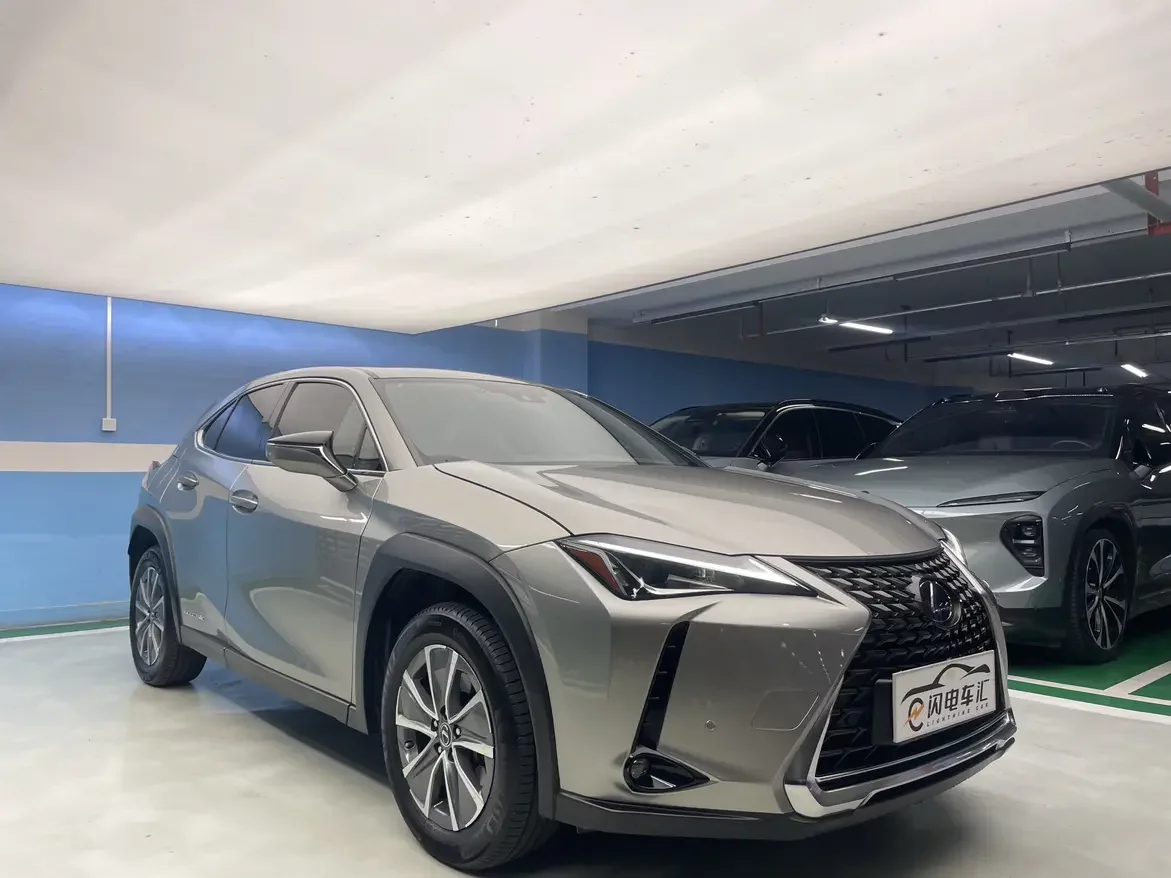 Lexus UX EV