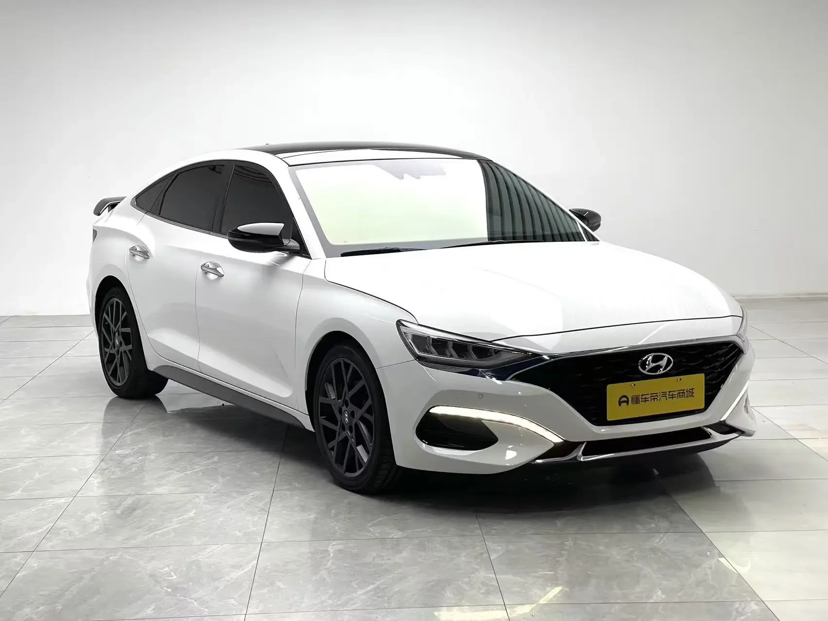 Hyundai Lafesta