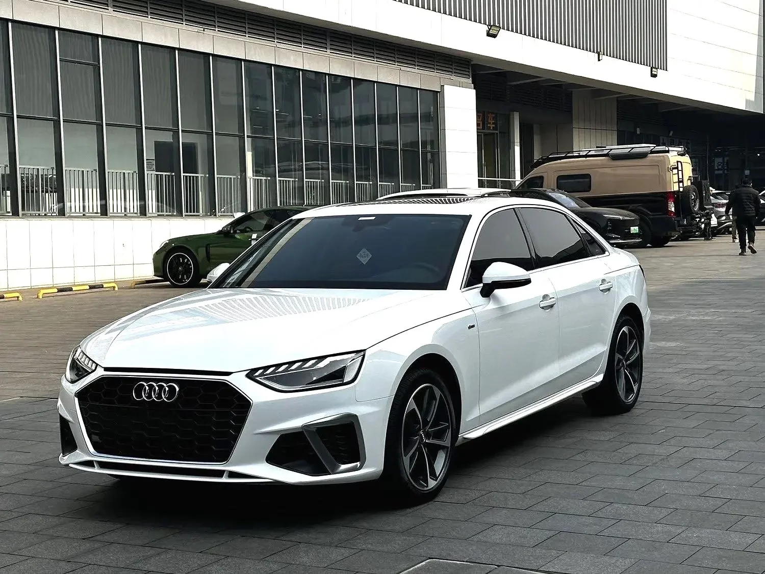 Audi A4L