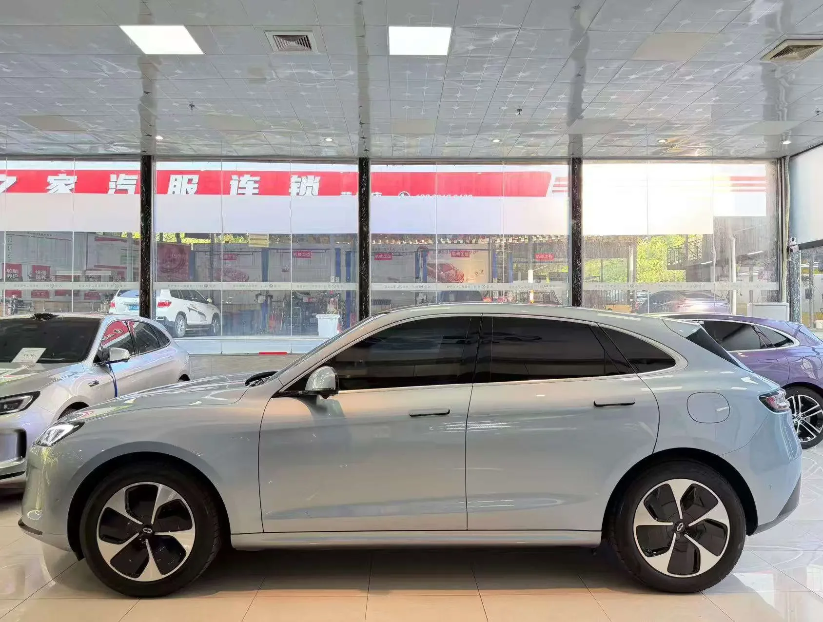 AITO M5