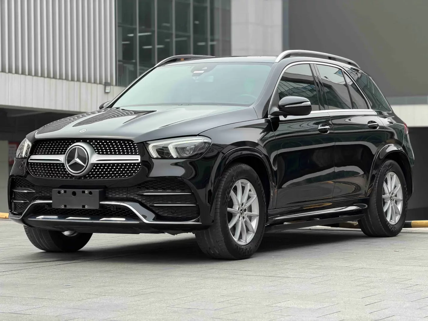 Mercedes-Benz GLE (Imported)