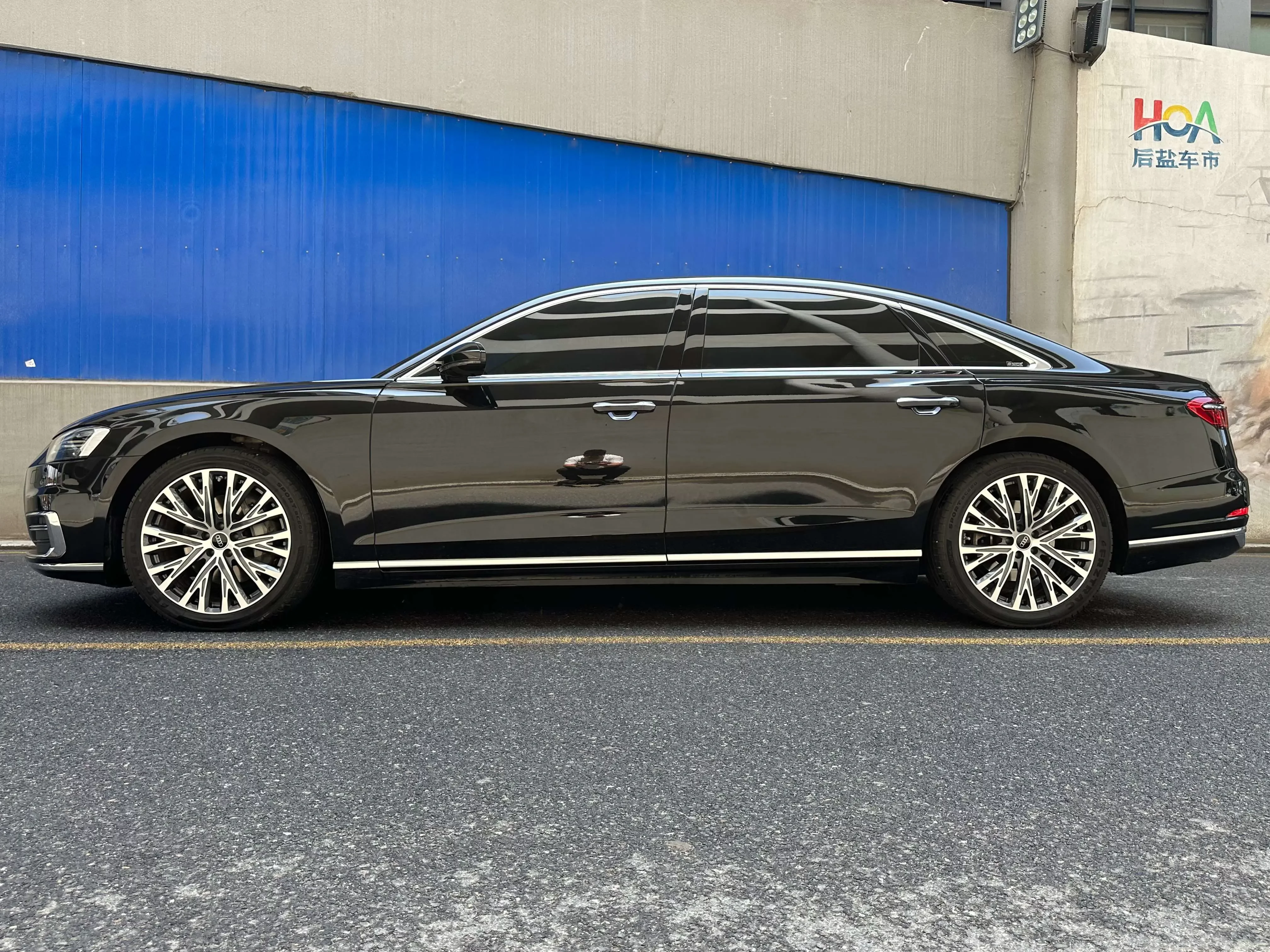 Audi A8
