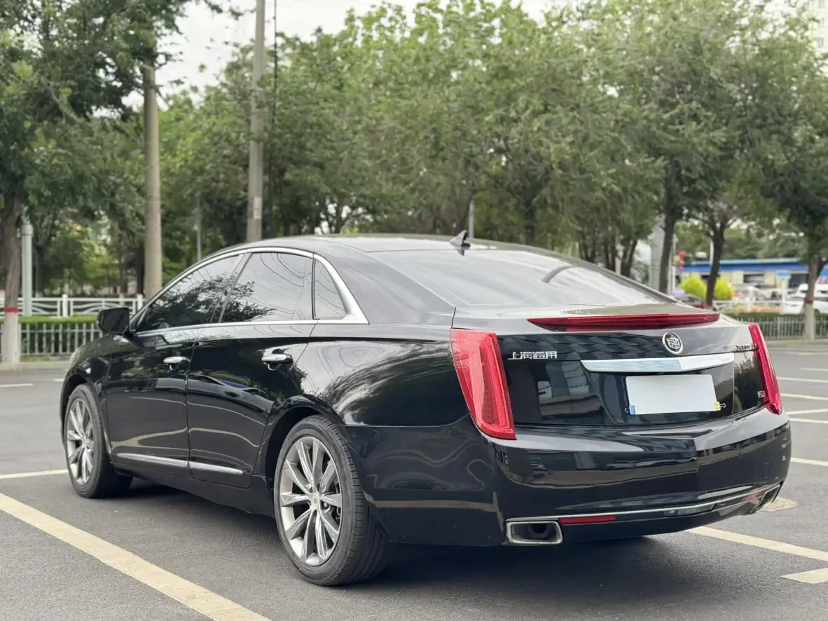 Cadillac XTS