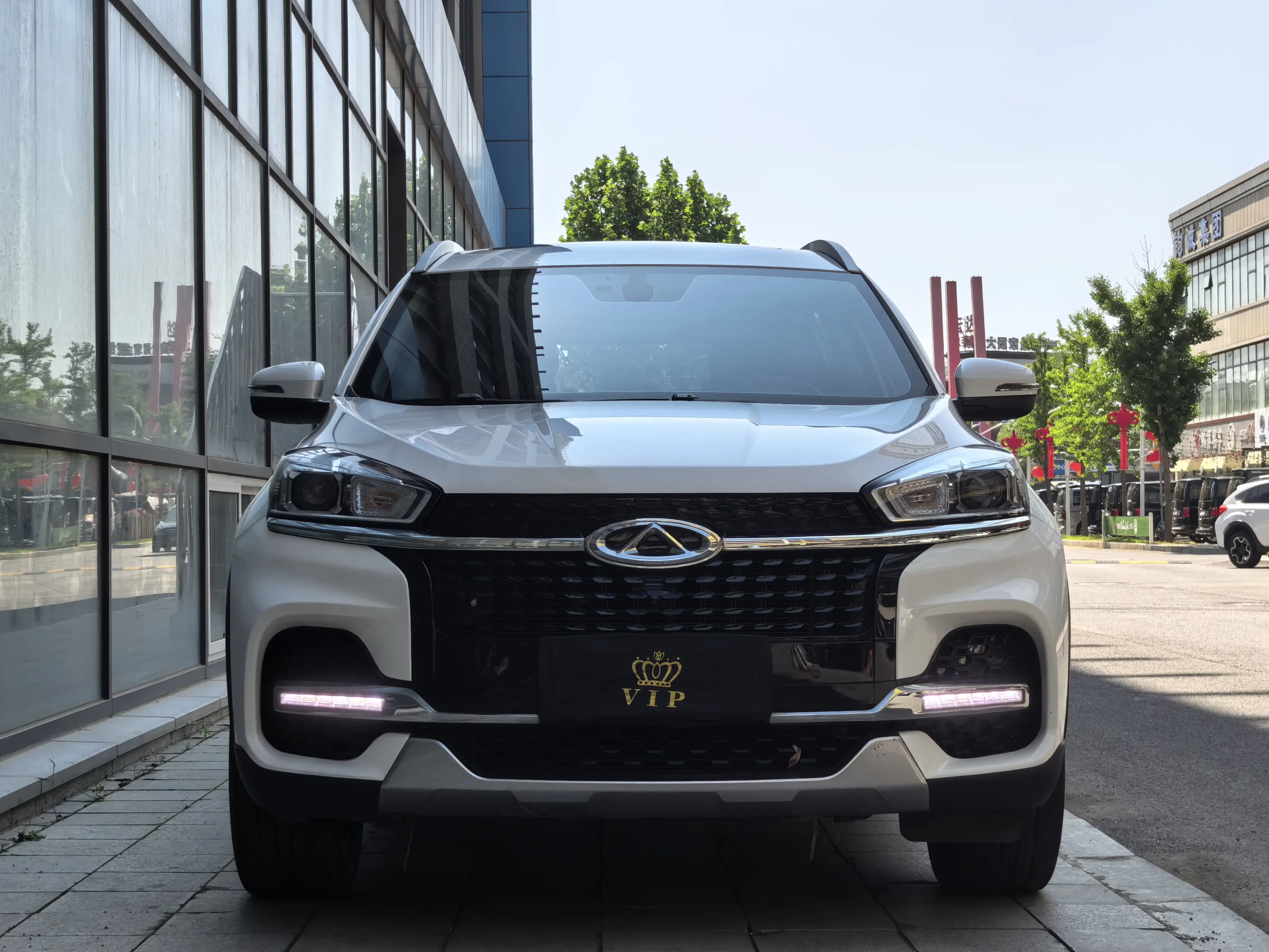 Chery Tiggo 8