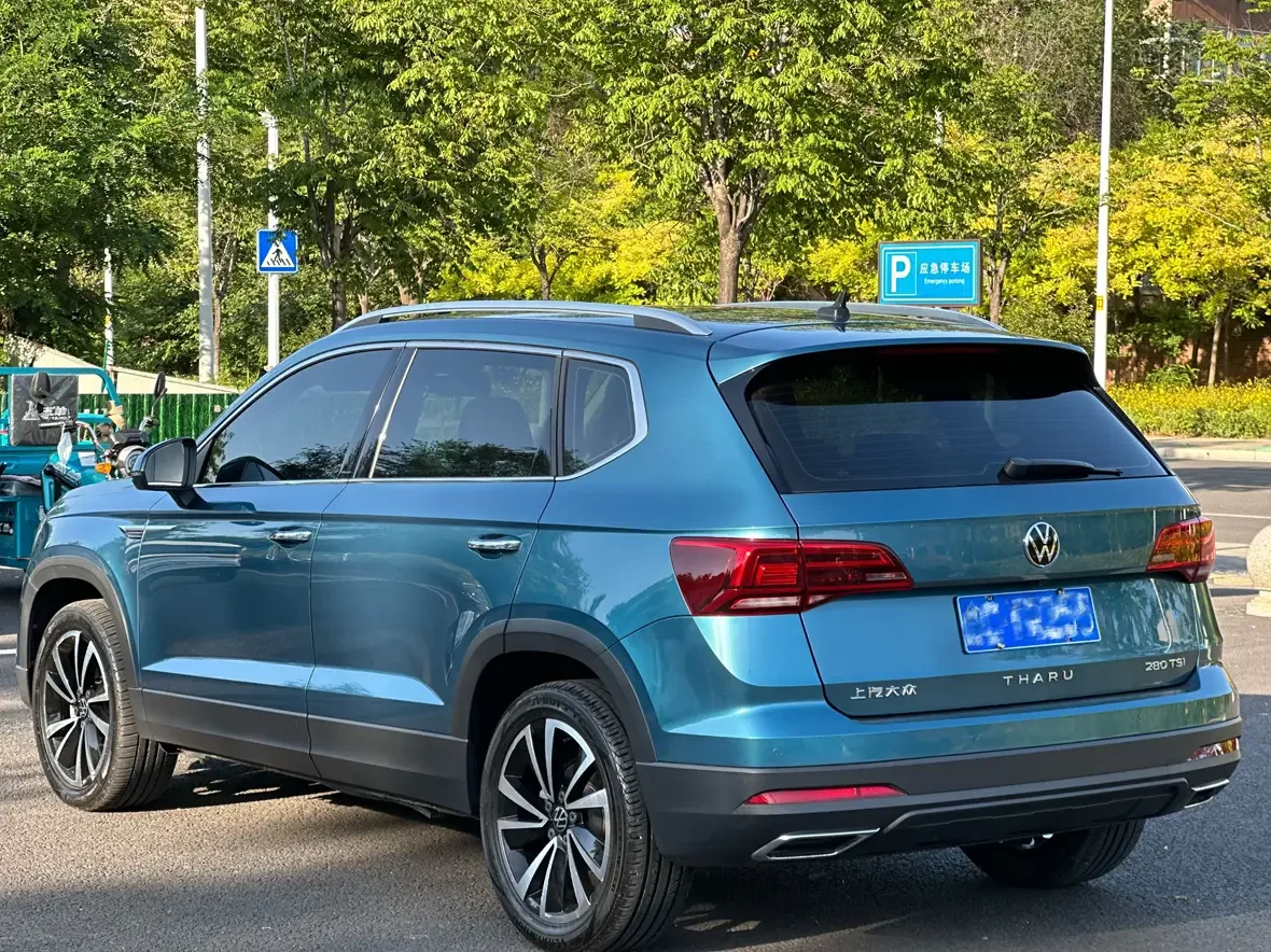 Volkswagen Tharu