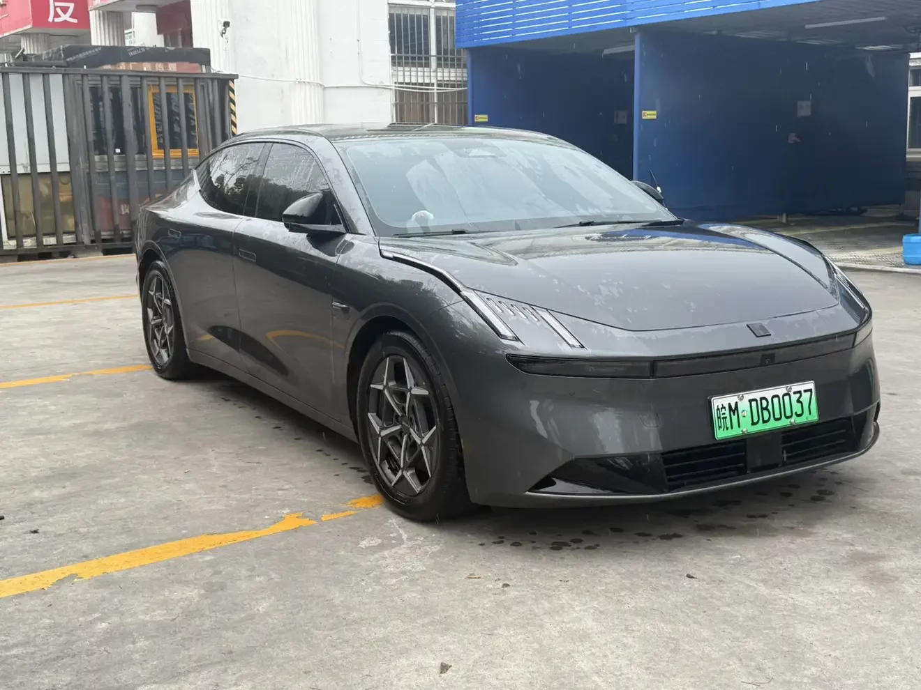 Lynk & Co Z10