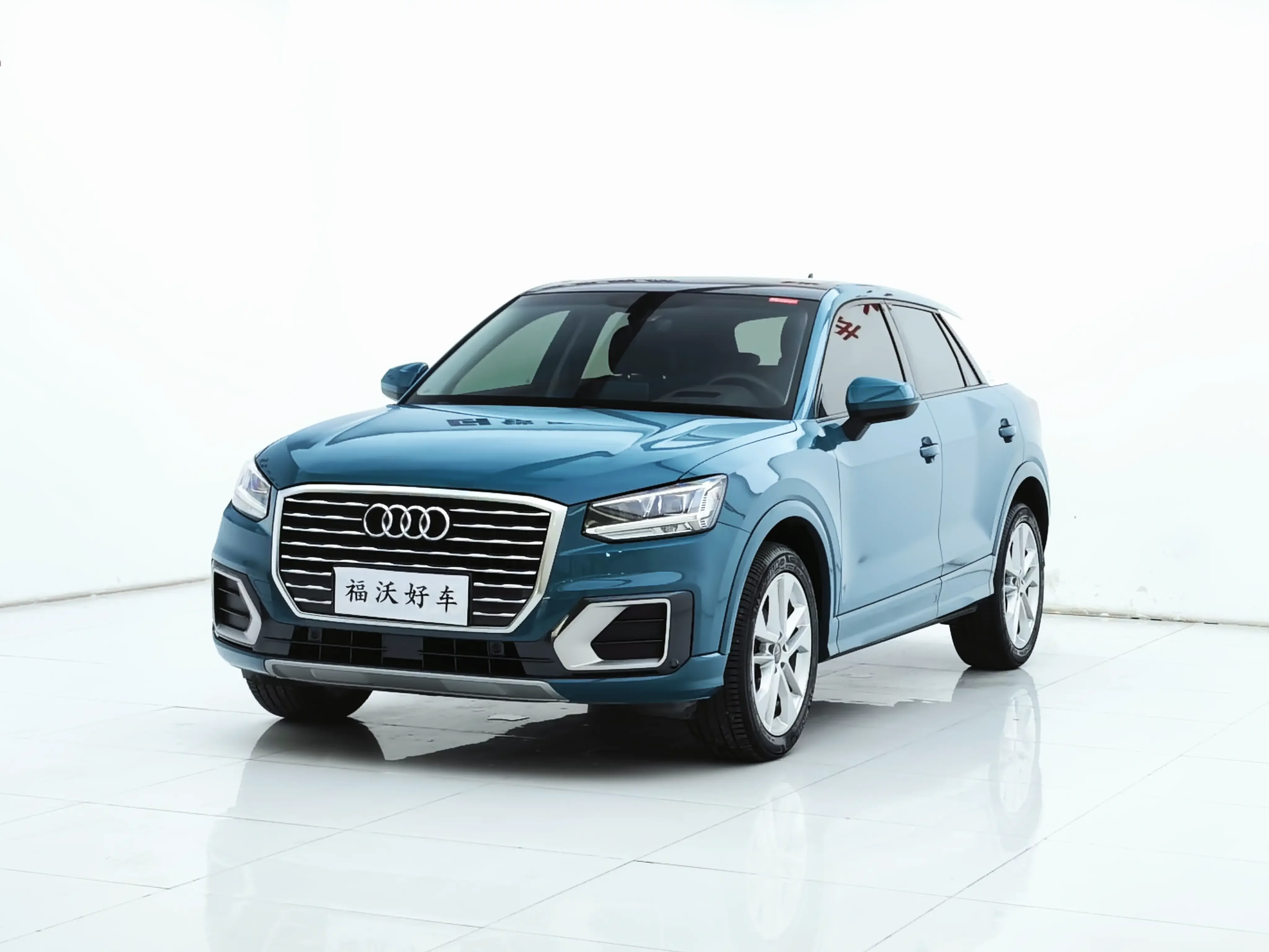 Audi Q2L