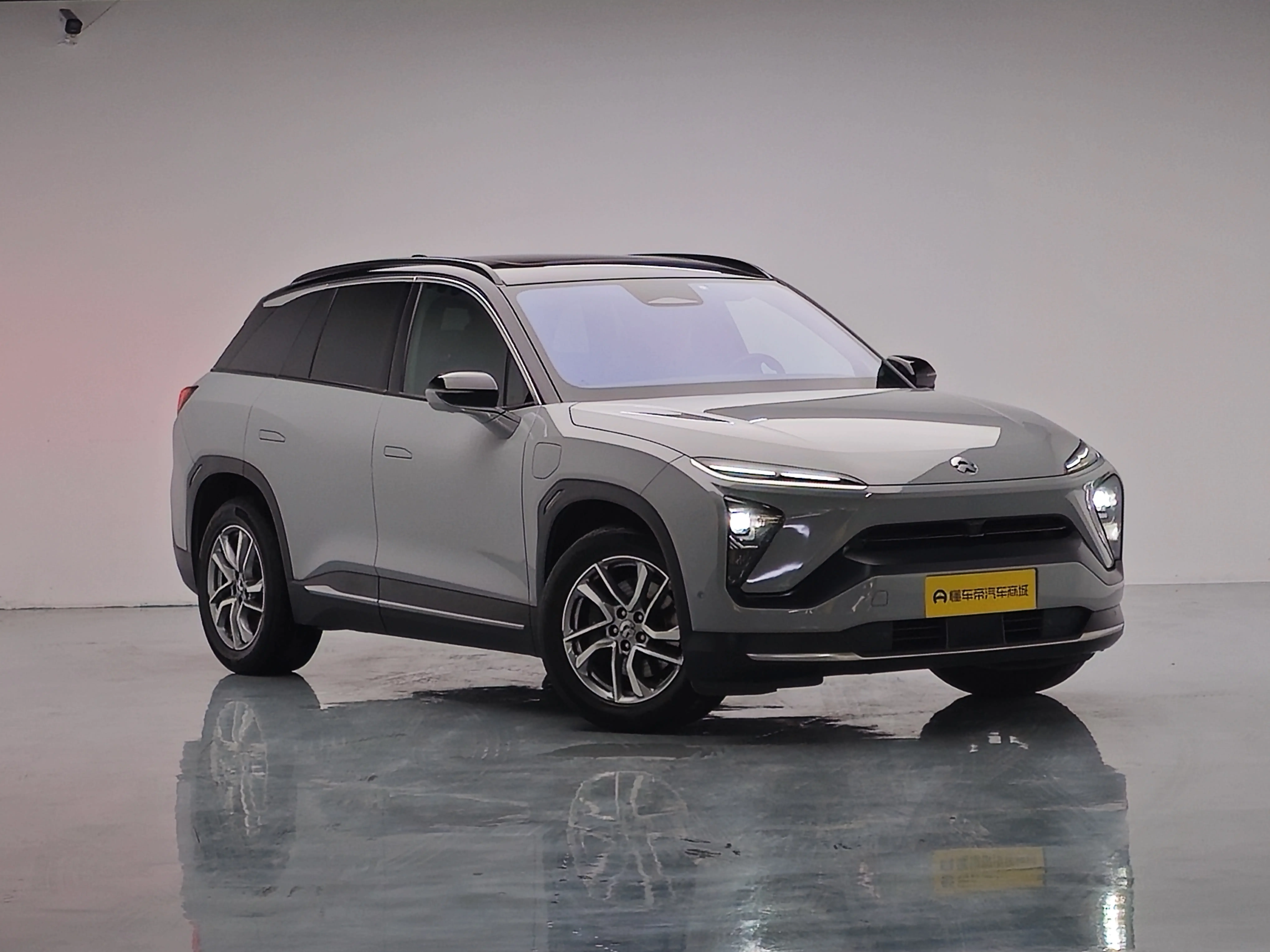 NIO ES6