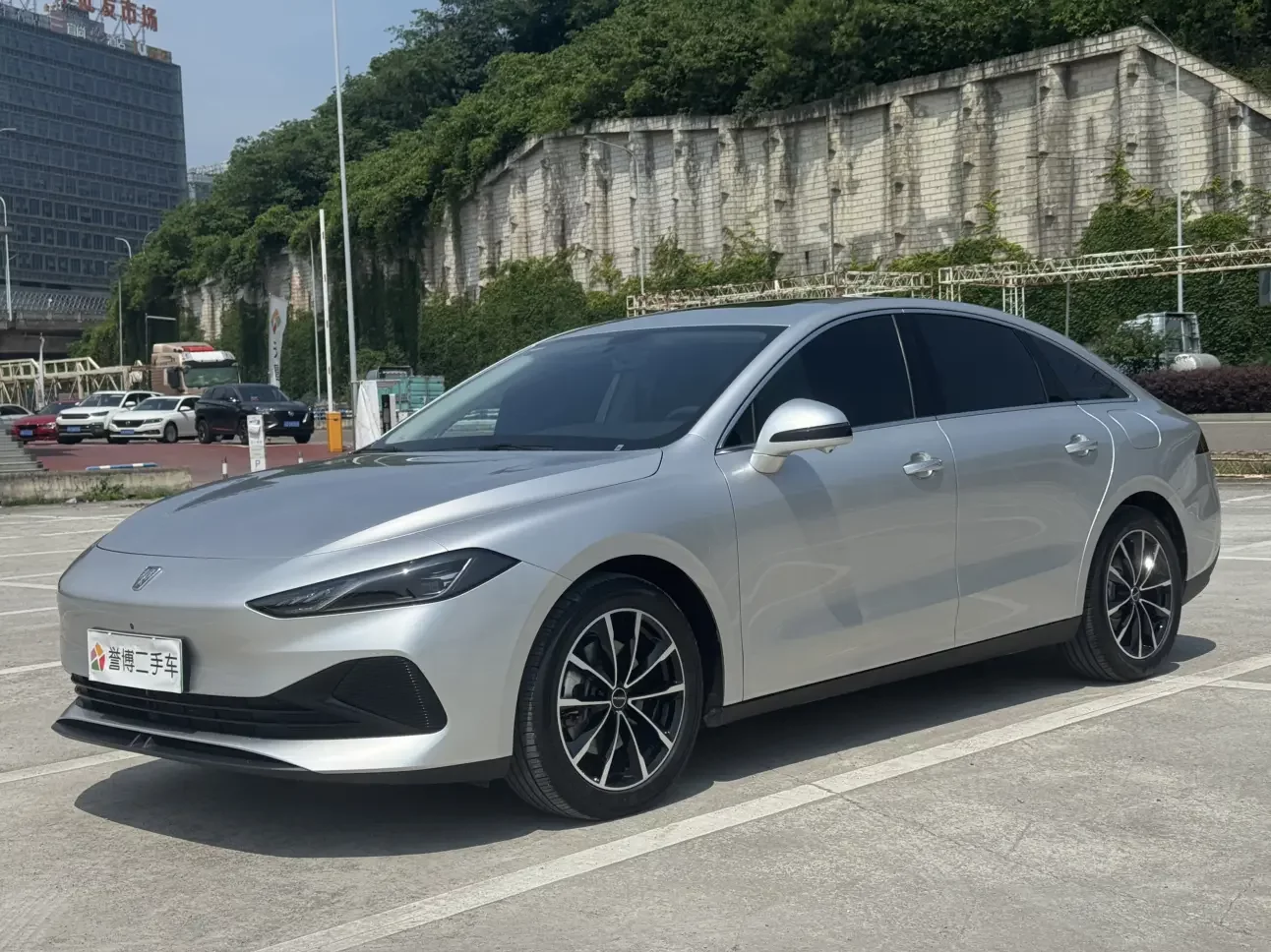 Roewe D7 DMH