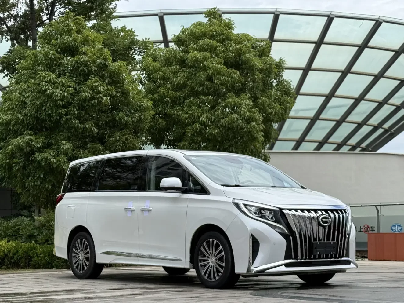 GAC Trumpchi M8