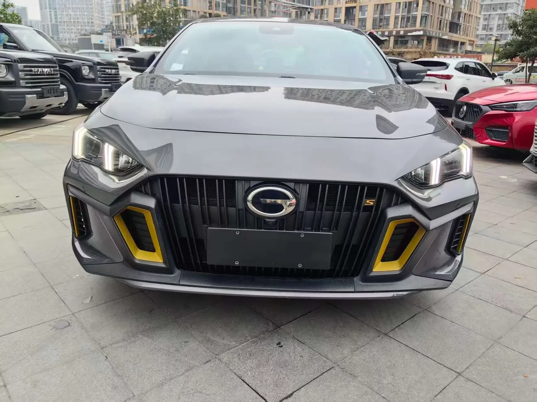 GAC Trumpchi Empow  из Китая