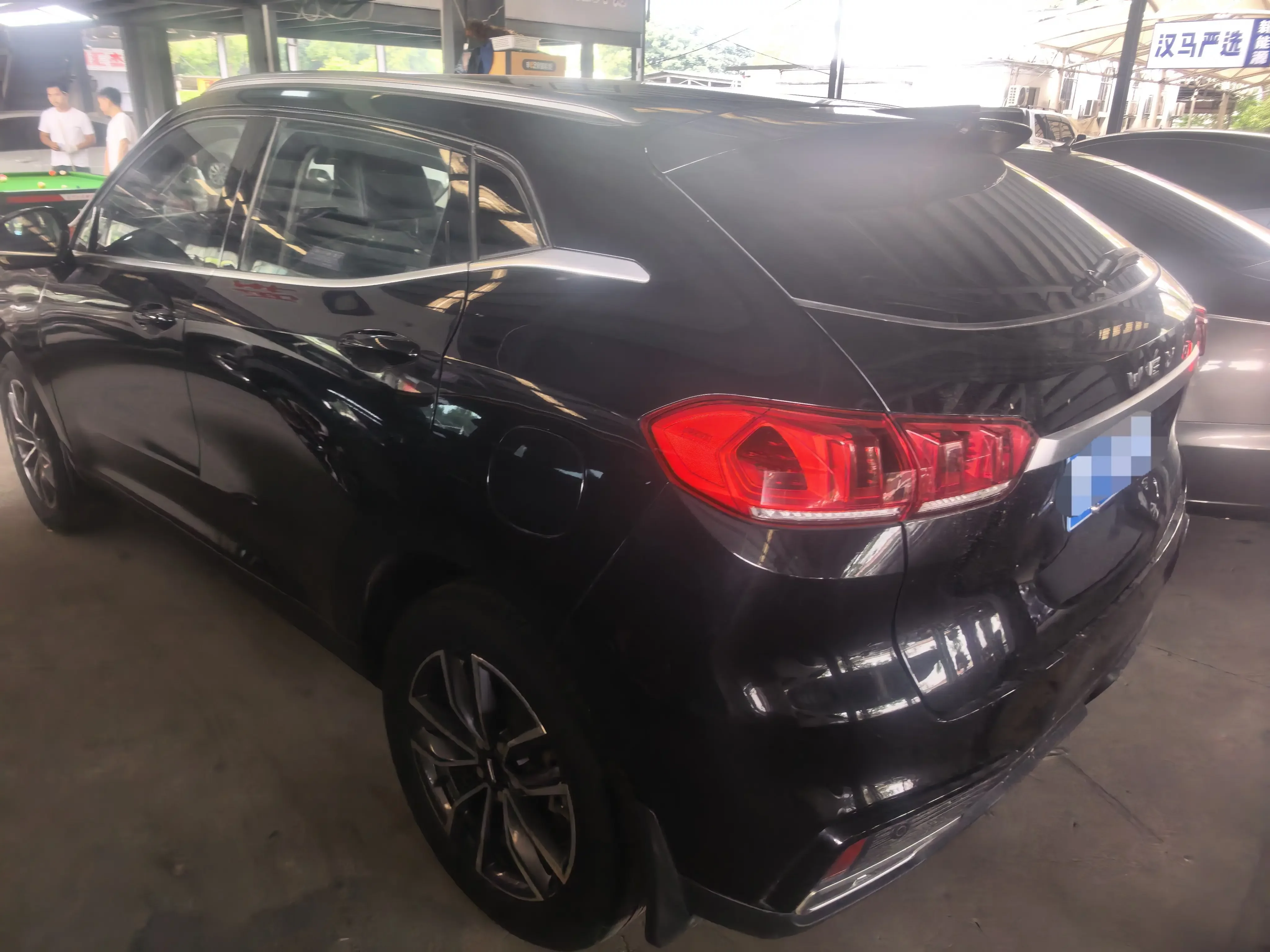 Wey Wei brand VV5