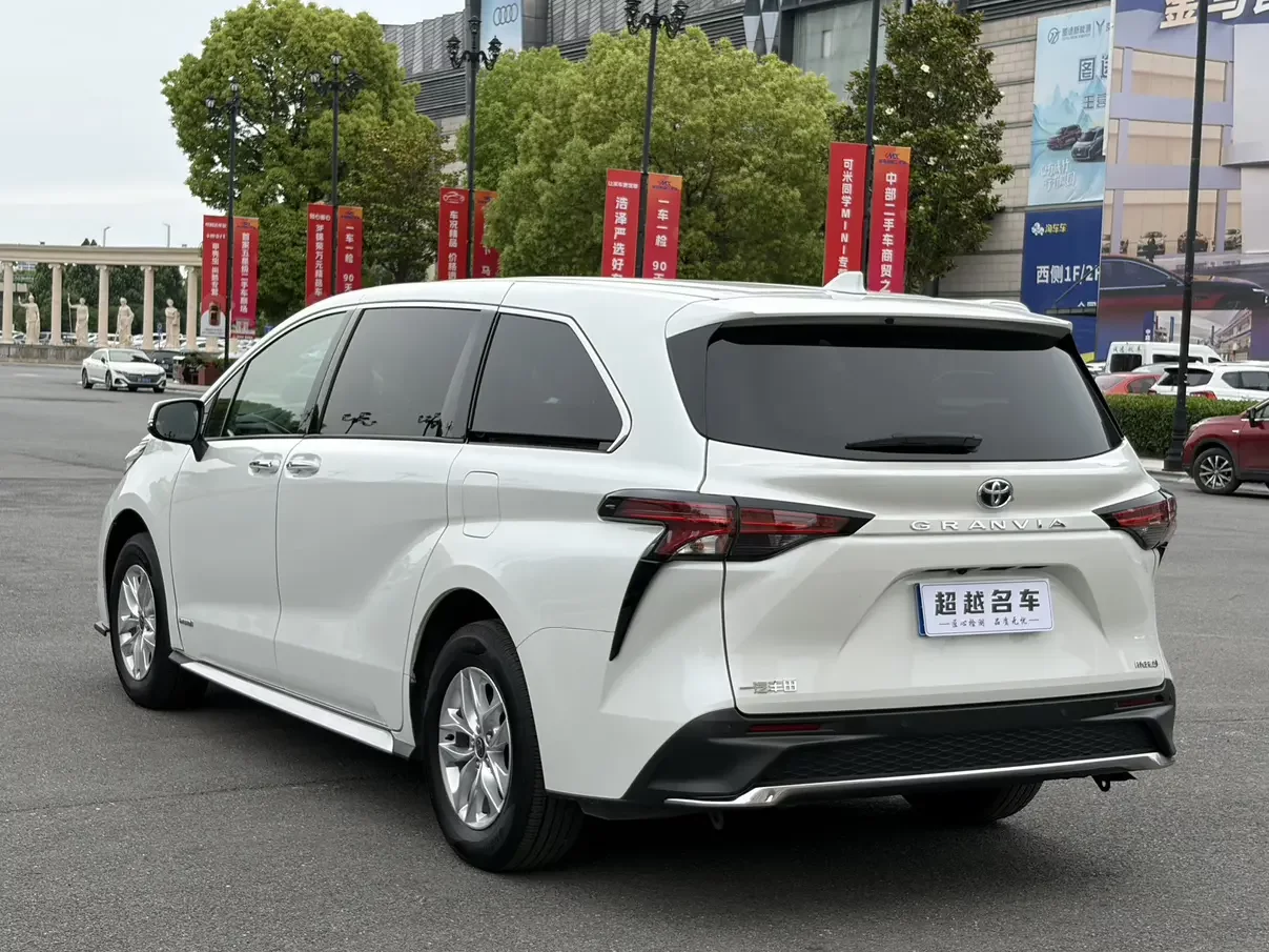 Toyota Granvia