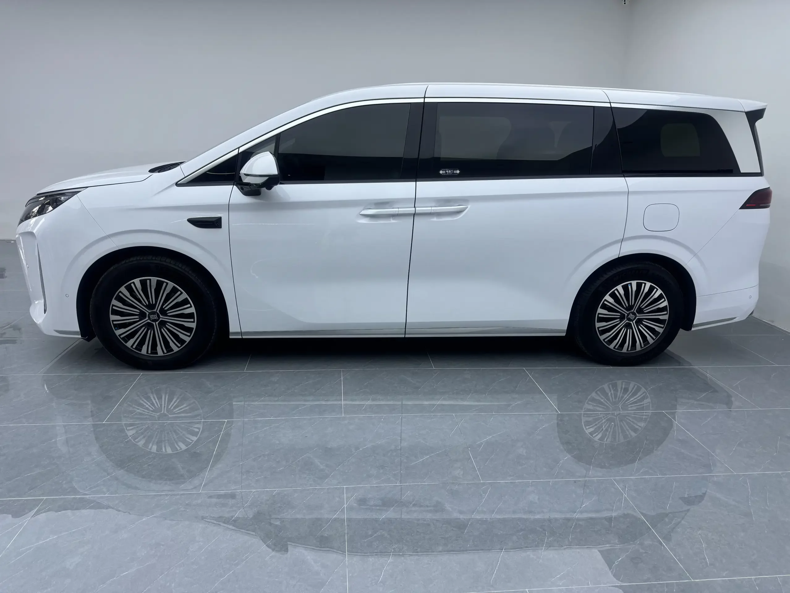 BYD summer