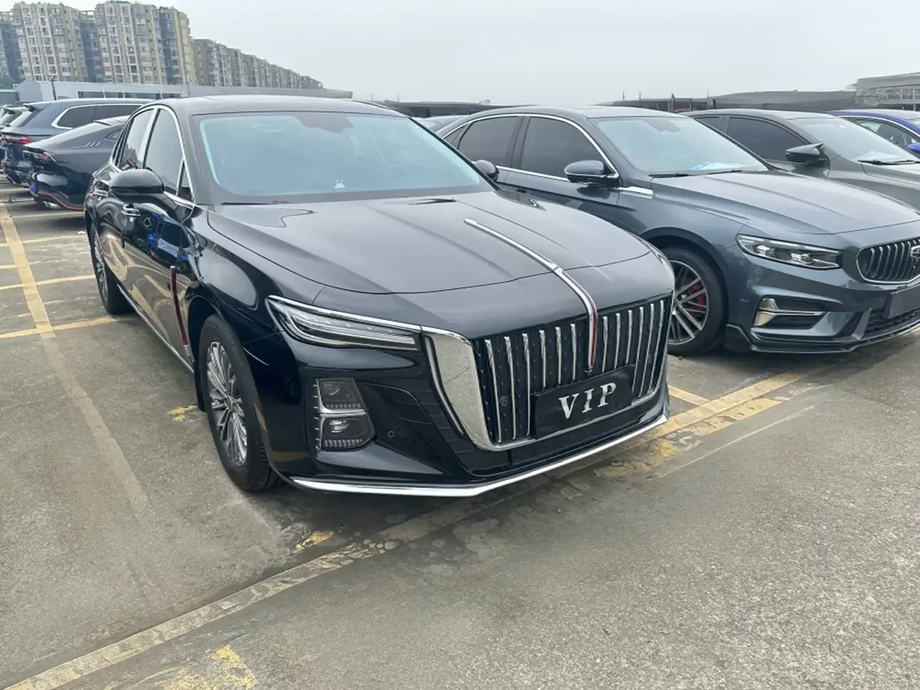 Hongqi H5