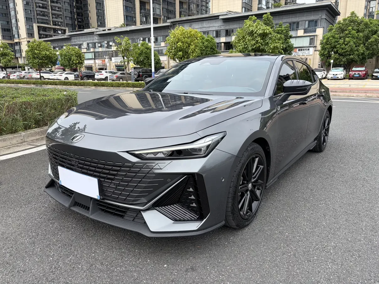 Changan UNI-V  из Китая