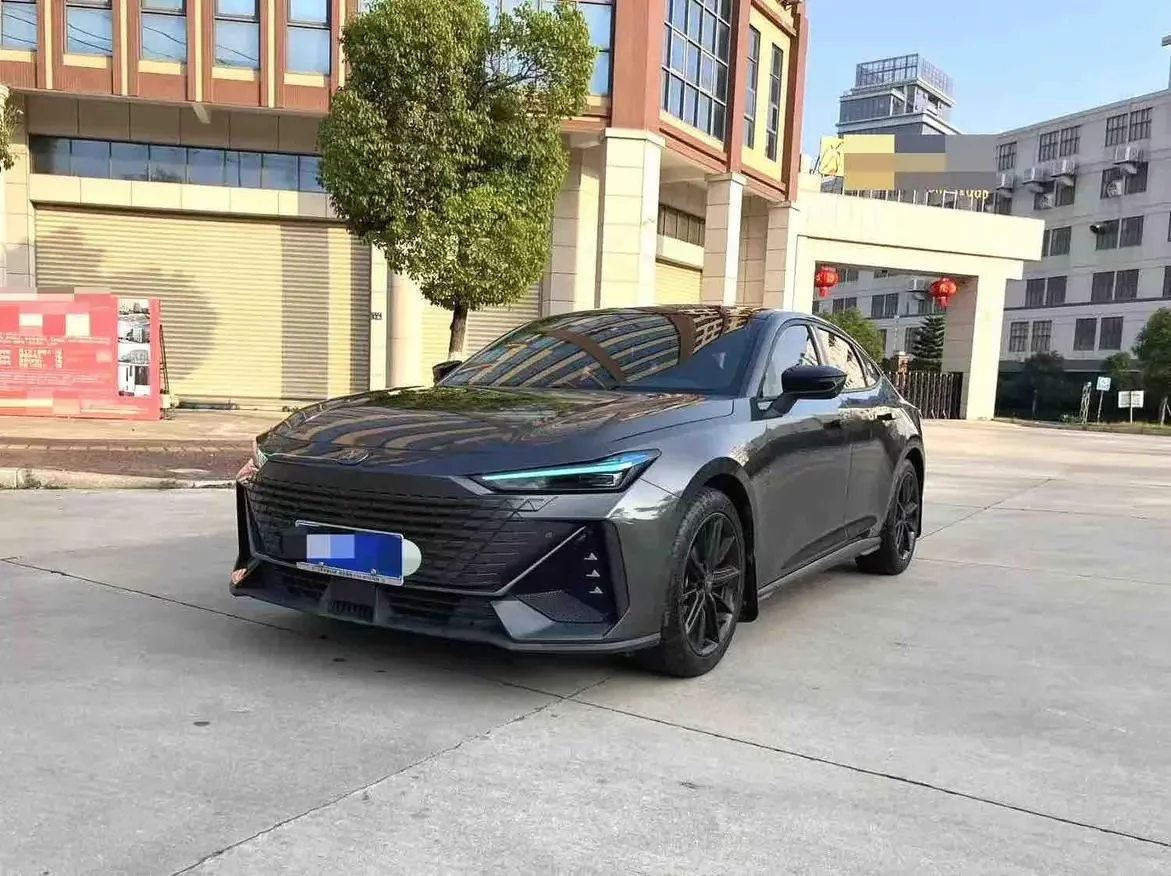Changan UNI-V