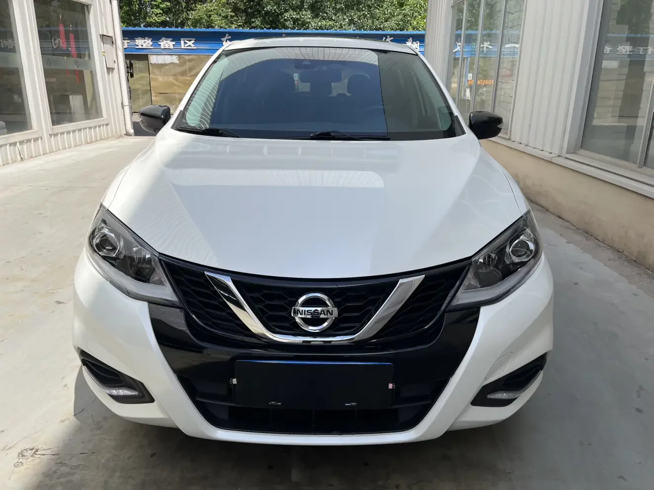 Nissan Tiida