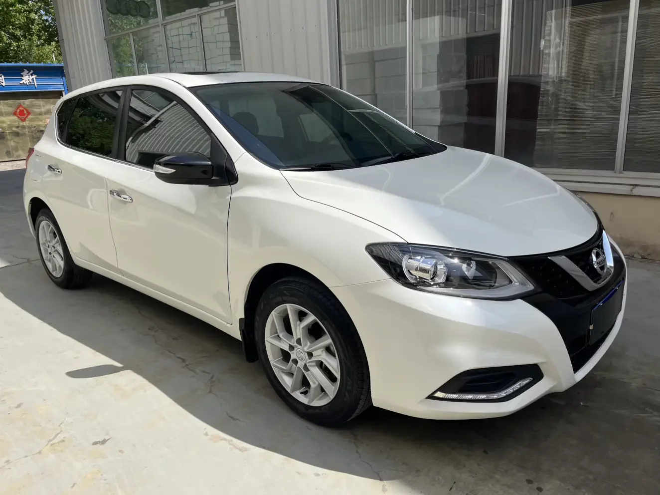 Nissan Tiida