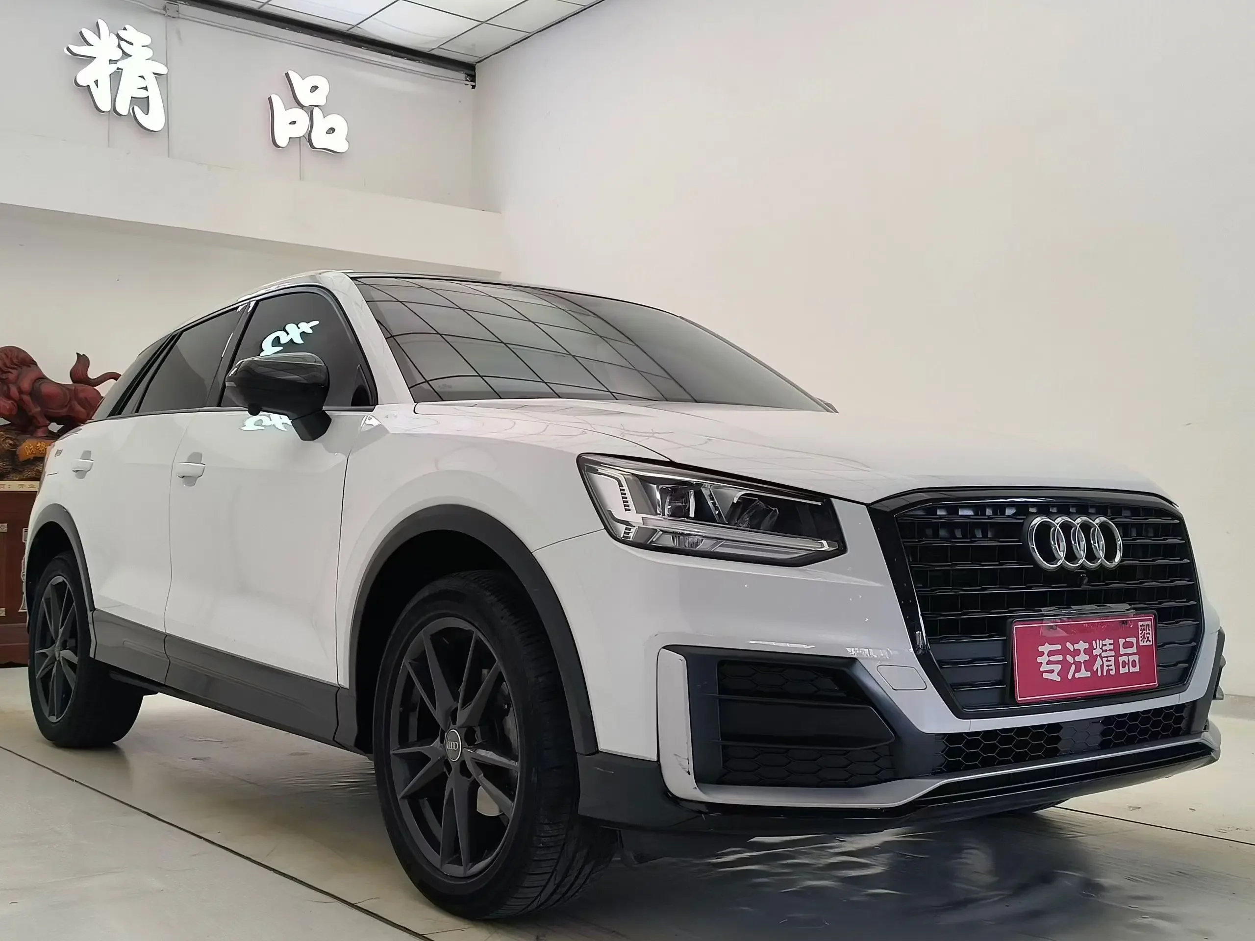 Audi Q2L