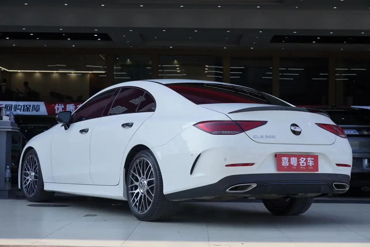 Mercedes-Benz CLS