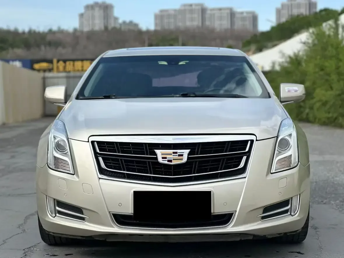 Cadillac XTS