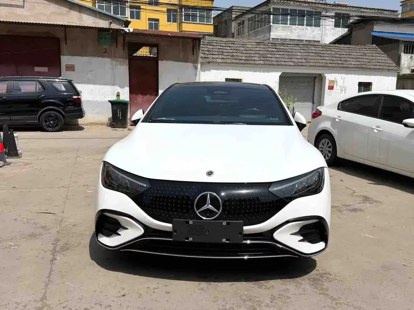 Mercedes-Benz EQE